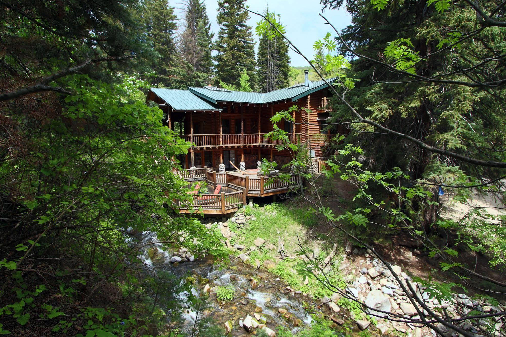 Log Cabin On The Stream Sundance Esterno foto