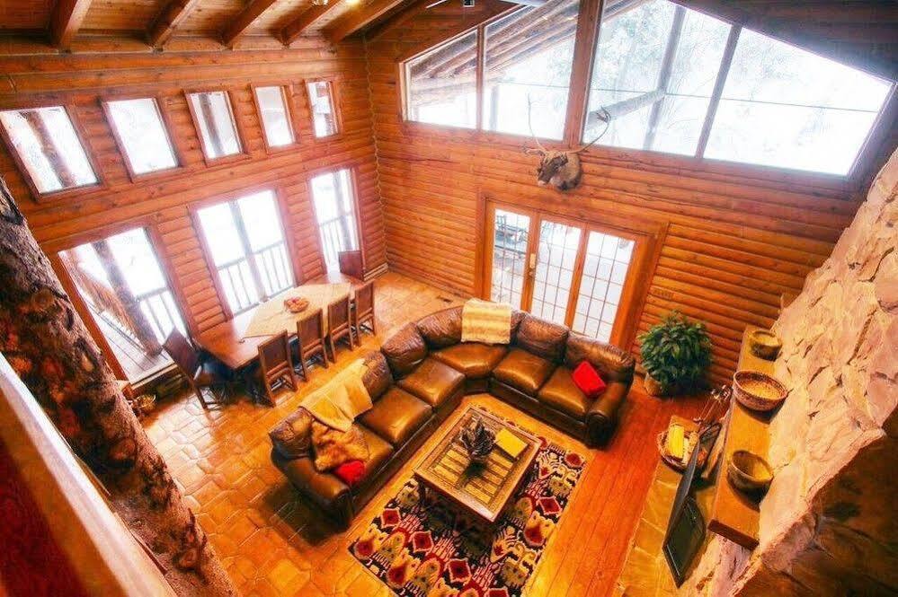 Log Cabin On The Stream Sundance Esterno foto